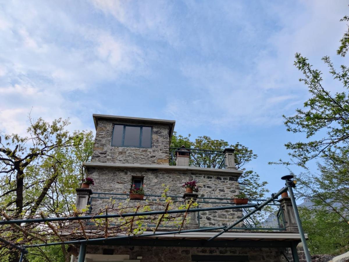 La Casetta Nel Bosco - Hot Tube And Sauna Льерна Экстерьер фото