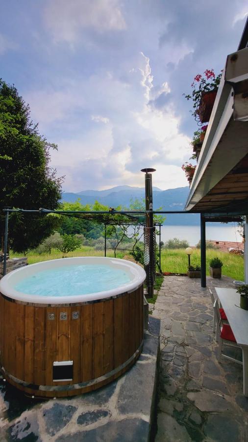 La Casetta Nel Bosco - Hot Tube And Sauna Льерна Экстерьер фото