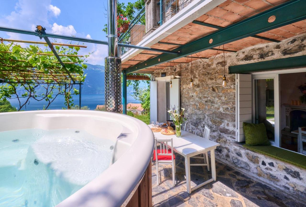 La Casetta Nel Bosco - Hot Tube And Sauna Льерна Экстерьер фото