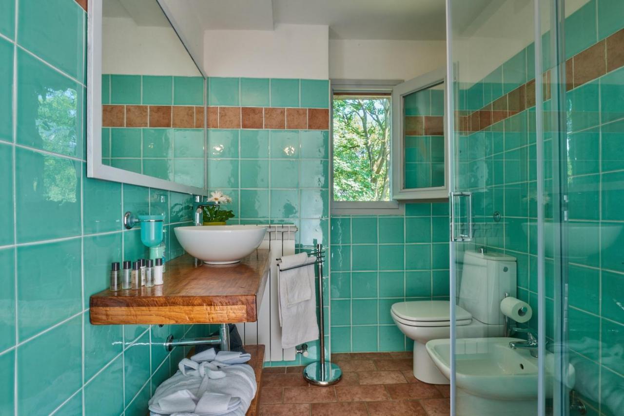 La Casetta Nel Bosco - Hot Tube And Sauna Льерна Экстерьер фото